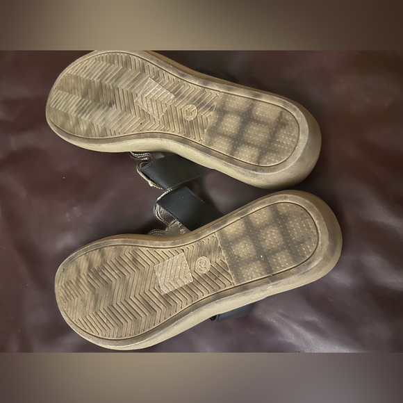 5 for $25- Like New Patrizia by Spring Step size 40 - Picture 7 of 16